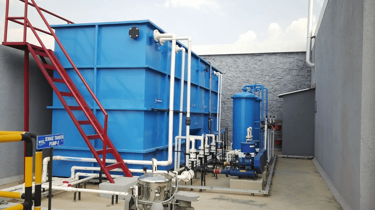 Effluent and sewage treatment plant